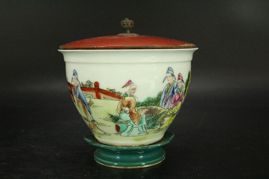 中国美術 粉彩色絵 宮廷人物紋 遊台 漆蓋碗 居仁堂製 希少(LC257)