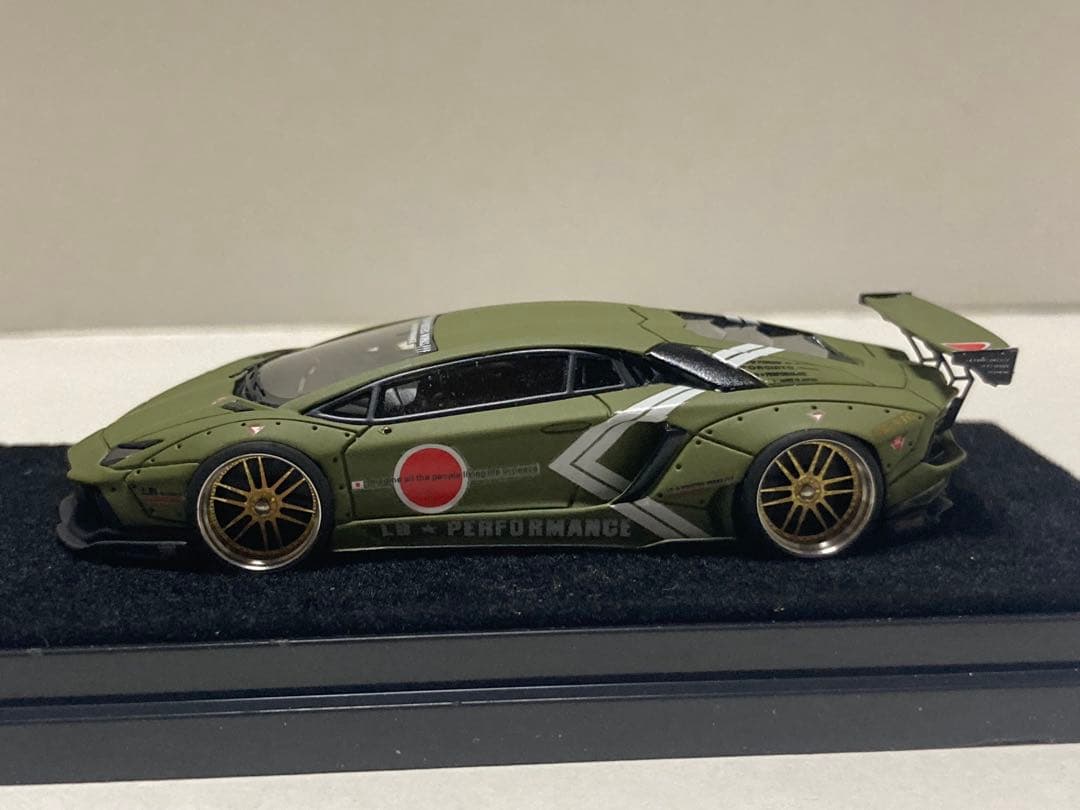 LBWK アヴェンタドール ゼロファイター零戦 / 1/64 入手困難 モデル