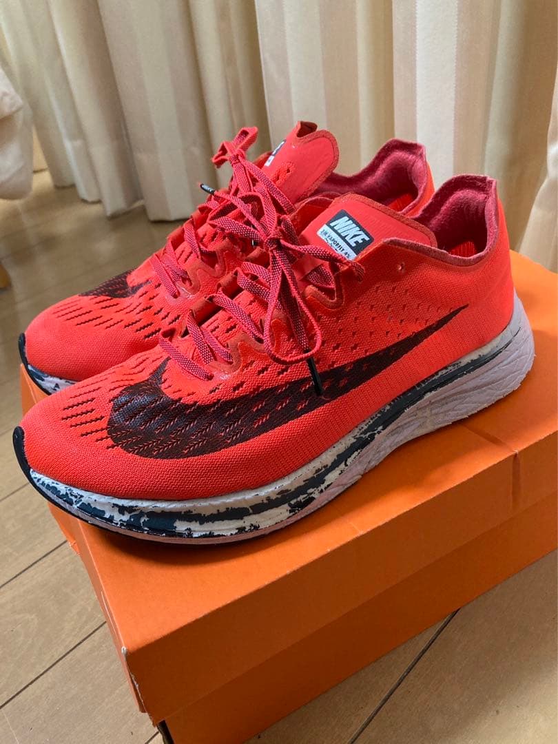 超希少！初代！ナイキズームヴェイパーフライ4％！