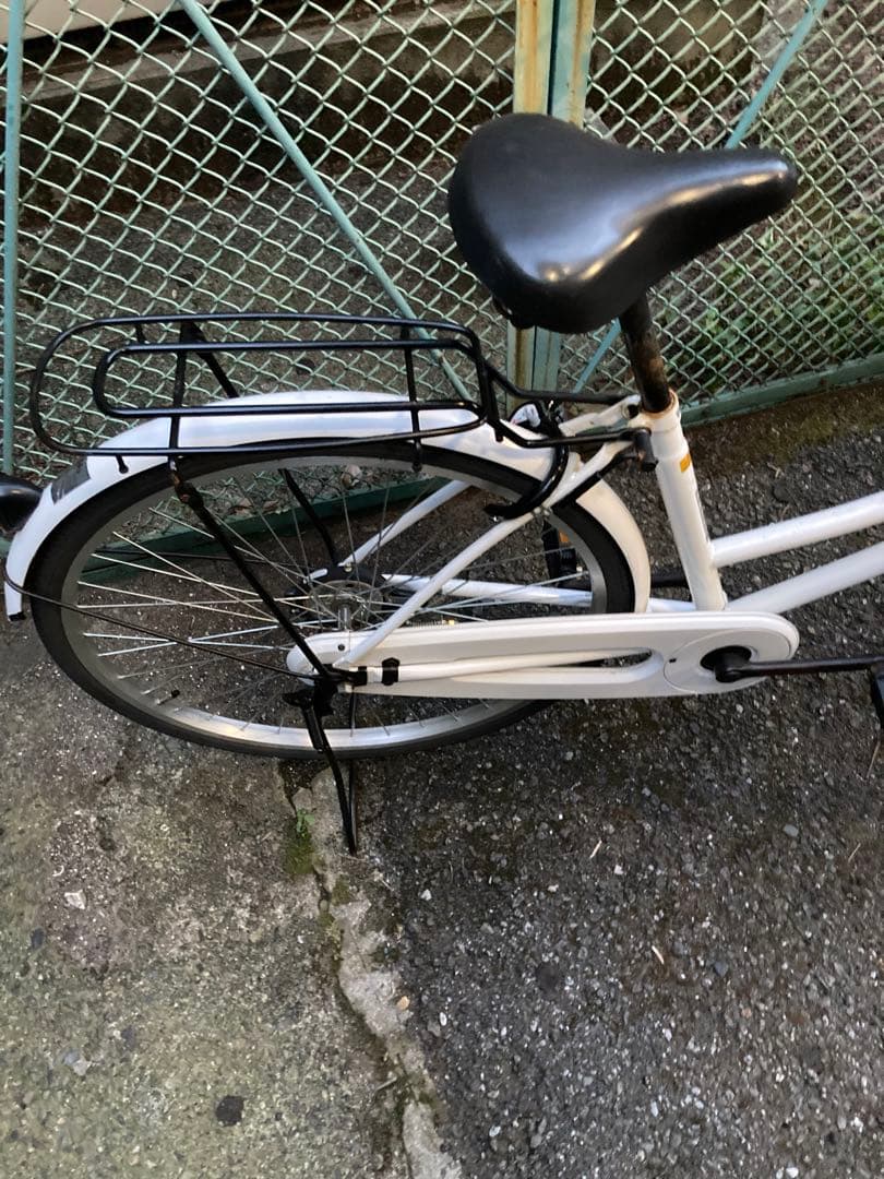 ホワイト シティサイクル リアキャリア付き