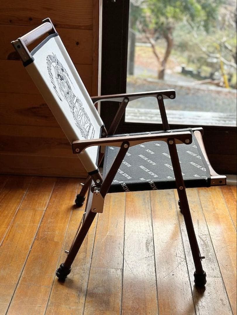 新品未開封 BLACK DESIGN BD ロー チェアー ODM 柄 ブラック