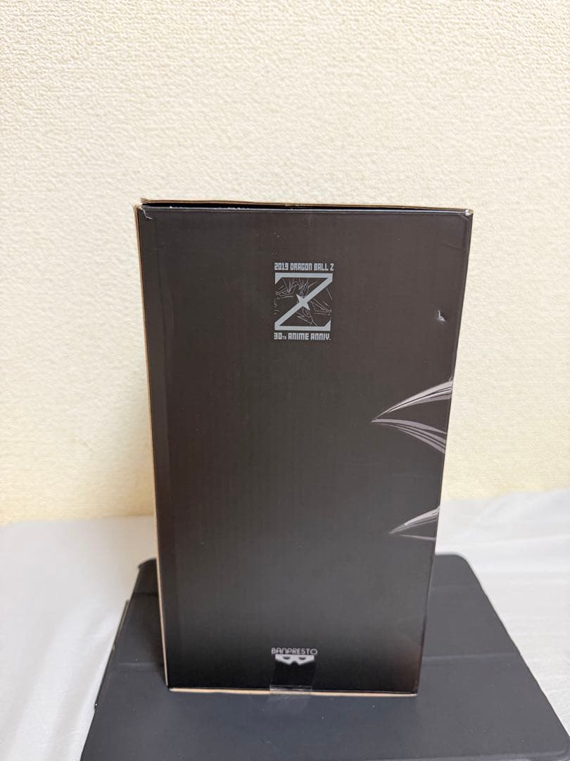 ドラゴンボールZ 30周年 孫悟空 フィギュア 30周記念 絵本付きます