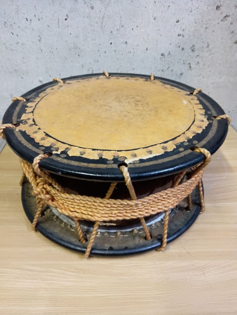骨董 和太鼓 締太鼓 歌舞伎 舞台 演劇 和楽器 打楽器 獅子舞