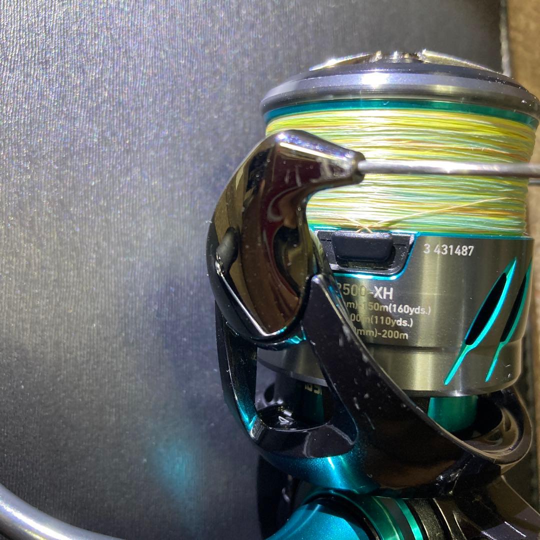 ダイワ　24エメラルダスX LT2500-XH