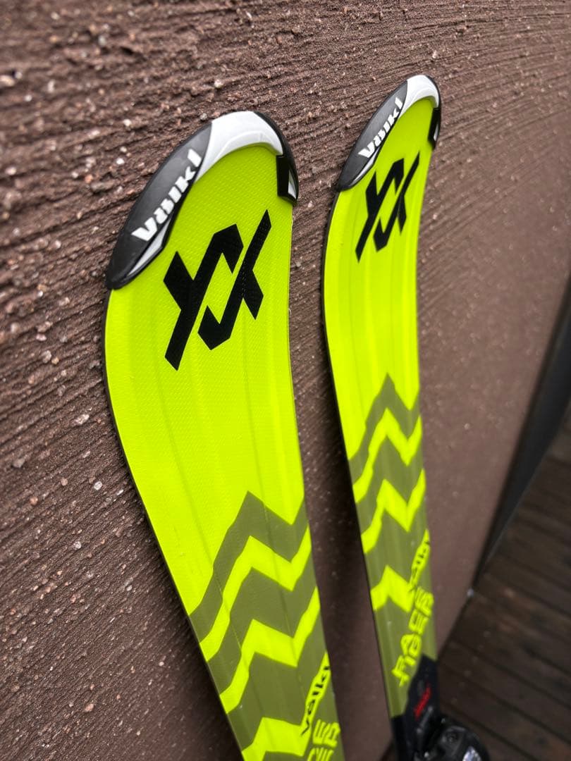 スキー板　フォルクル　レースタイガーJr 140