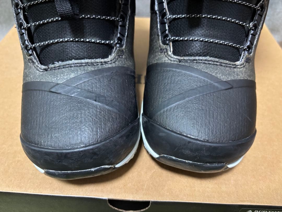 Burton ブーツ　Supreme 23.5cm