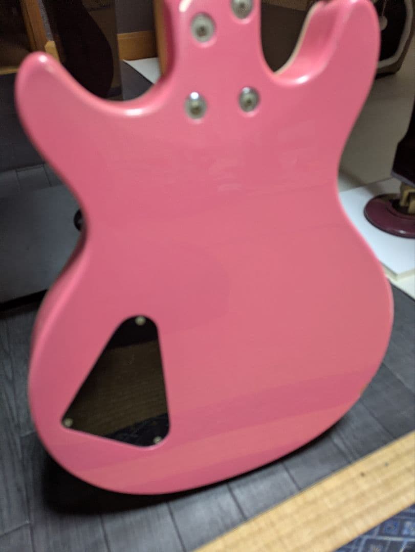 セミアコ　デイジーロック　Daisy Rock ピンク エレキギター