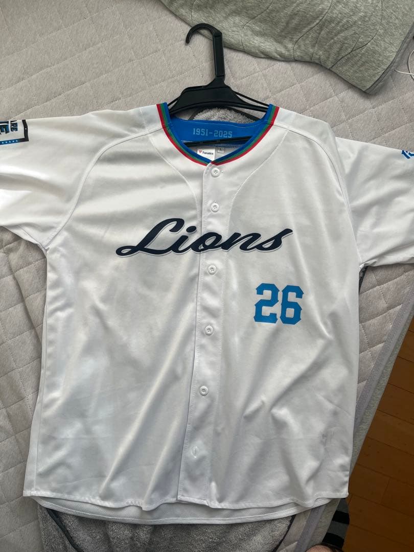 ネビン選手 75周年ユニフォーム