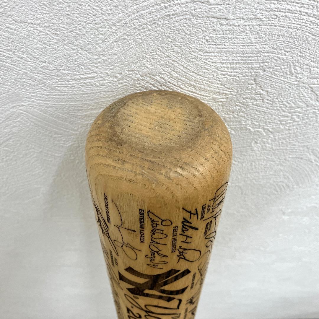 希少 ヤンキース サイン入りバット 2004年 松井秀喜記念モデル