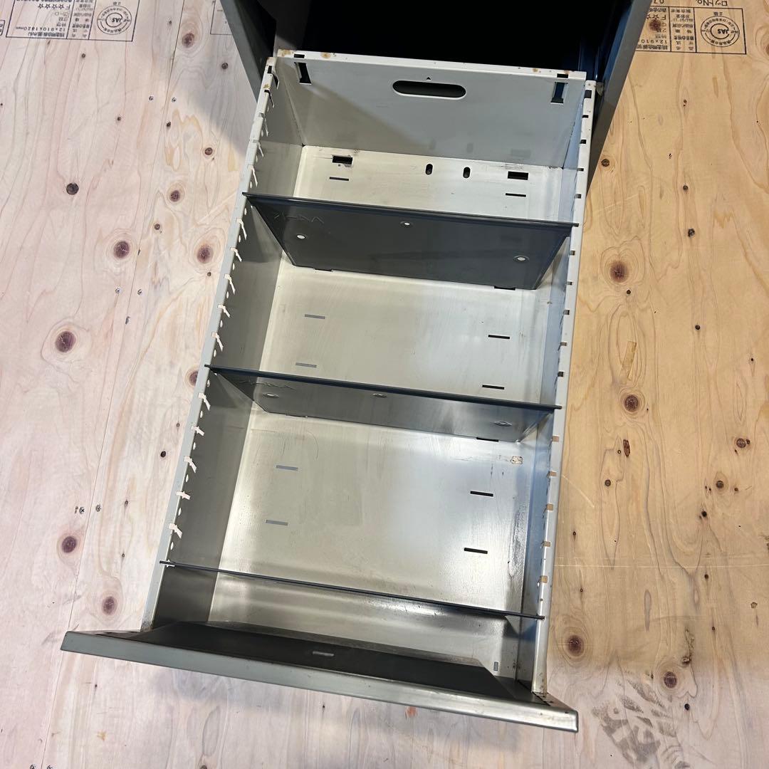 インダストリアル スチール 2段ファイルキャビネット 鍵なし