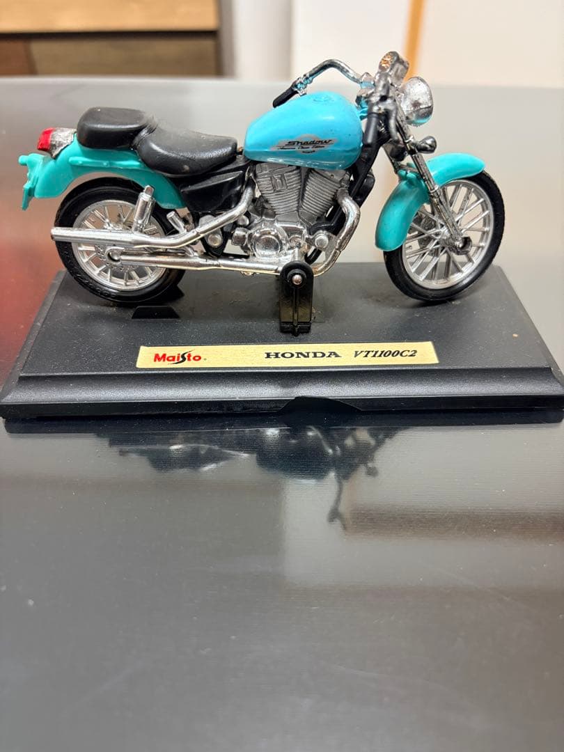 Harley-Davidson 1:18スケールバイクセット