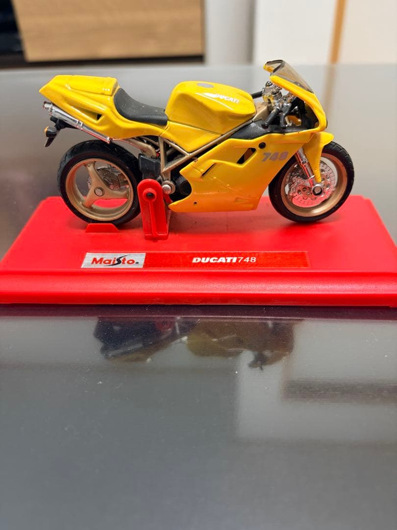 Harley-Davidson 1:18スケールバイクセット