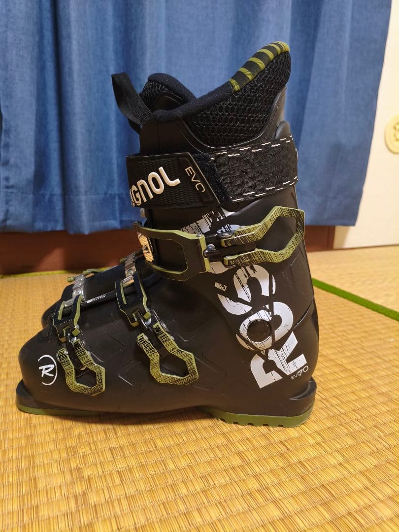 ROSSIGNOL スキーブーツ EVO 70 25.5cm ケース付き