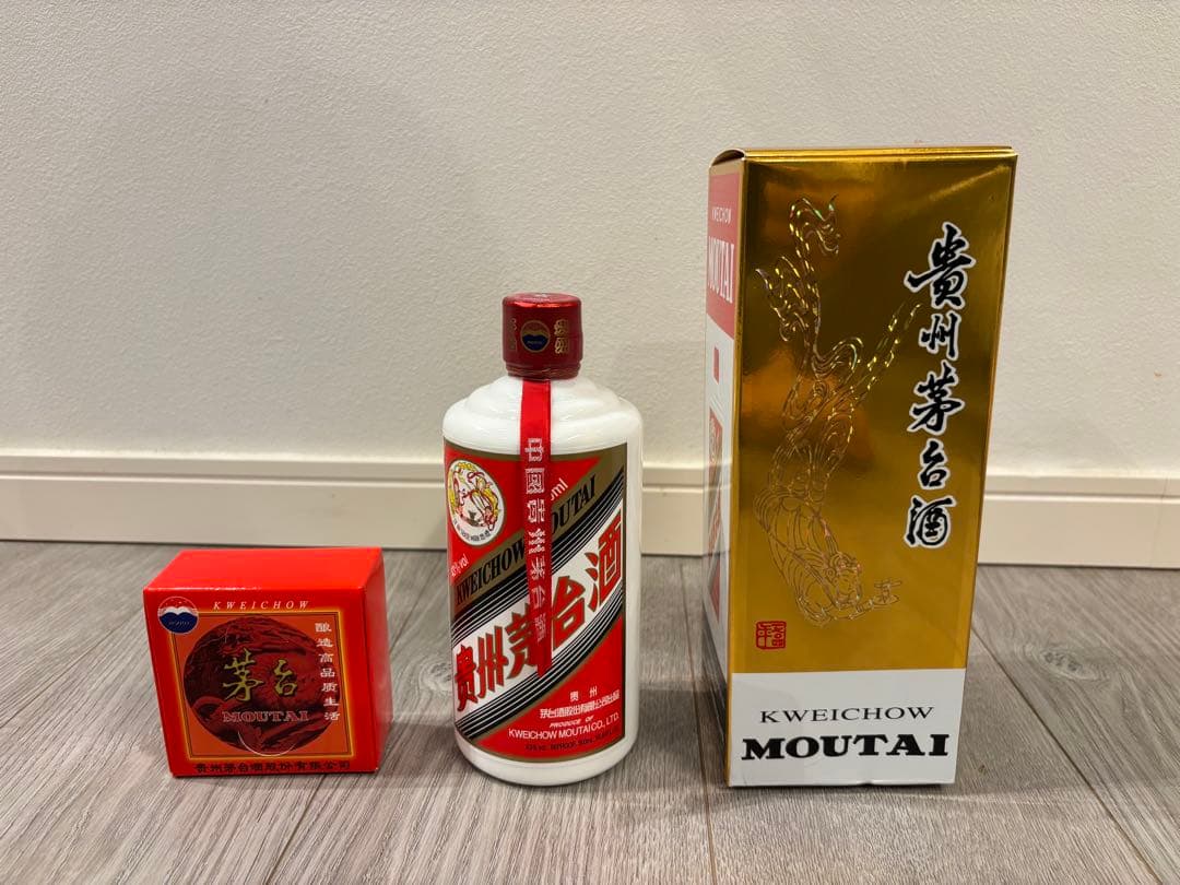 貴州茅台酒　マオタイ酒　43% 500ml