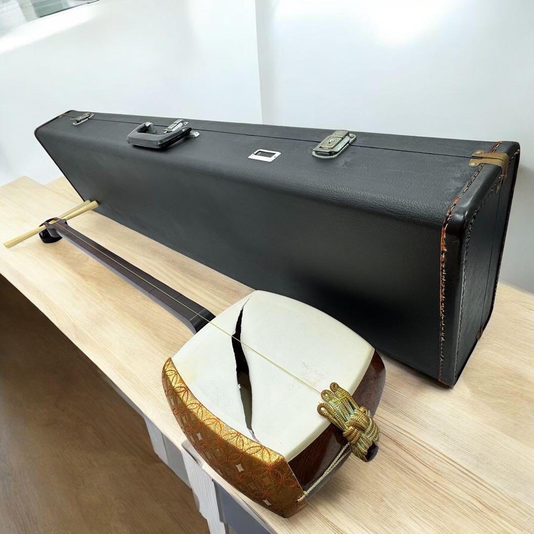 三味線 中棹 ハードケース付 全長約98cm 棹幅約28mm