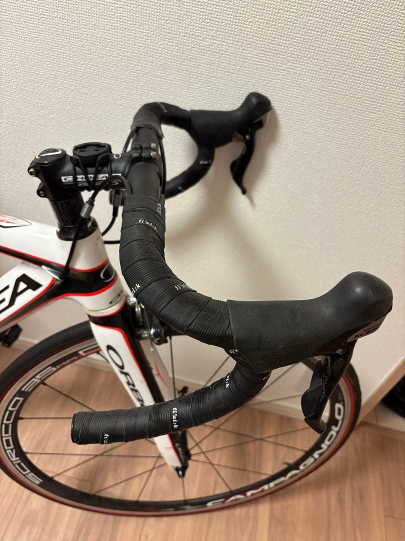 オルベア　オルカ　ブロンズ　　ホイールはカンパニョーロシロッコ装着