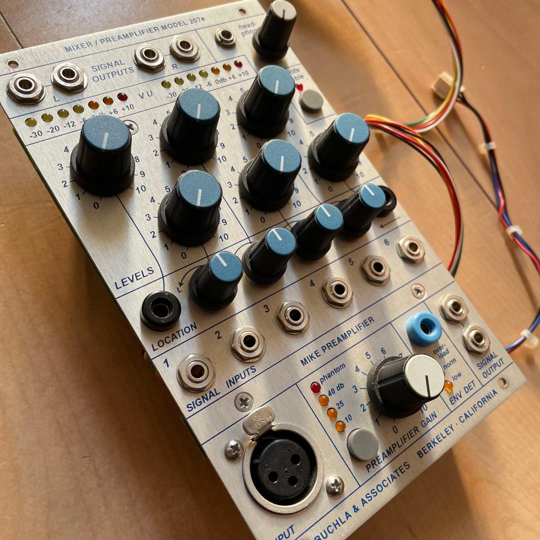 鍵盤楽器 Buchla 207e mixer / preamplifier