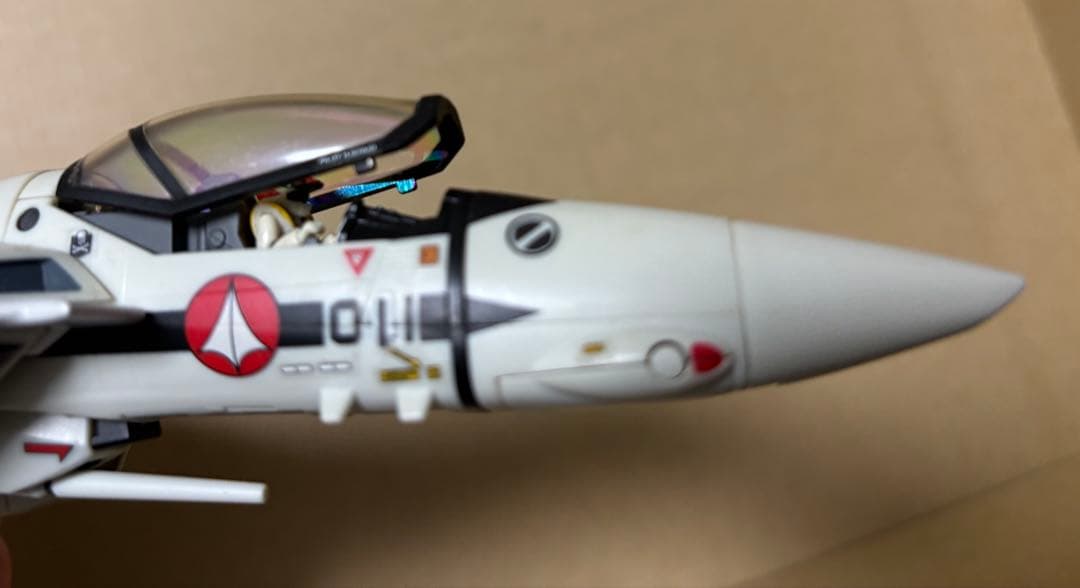 やまと　1/60 完全変形　VF-1A バルキリー 一条機　マクロス