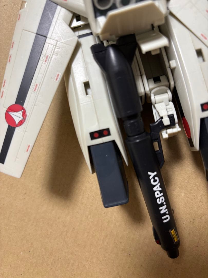 やまと　1/60 完全変形　VF-1A バルキリー 一条機　マクロス