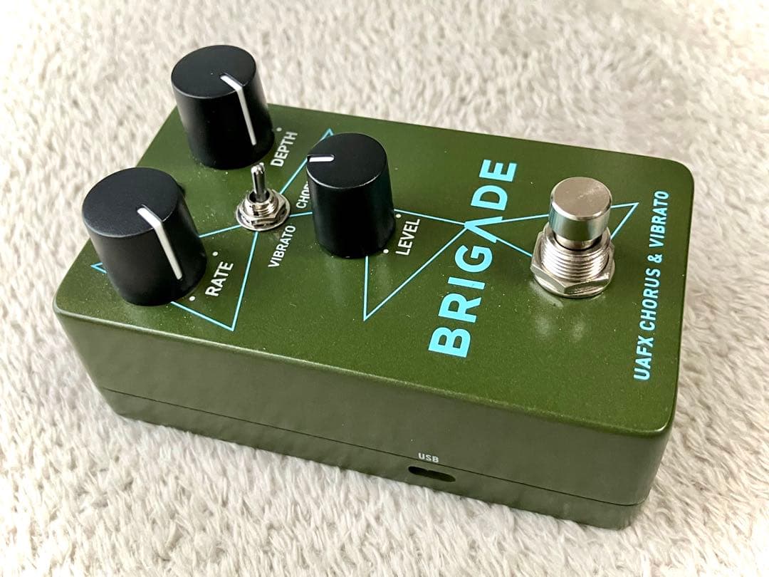 UAFX Brigade ギターエフェクター