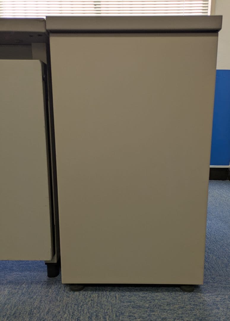 【愛知引取り限定】スチールデスク&引き出し&椅子セット