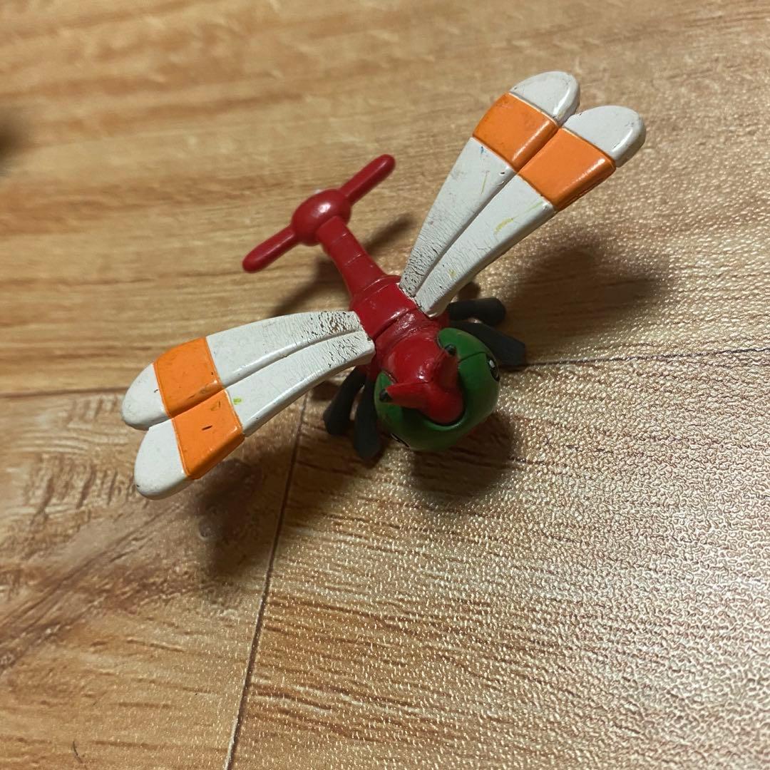 ポケモン　モンコレ　ヤンヤンマ