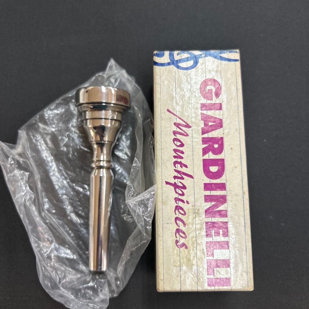 トランペットマウスピース　ジャルディネリ