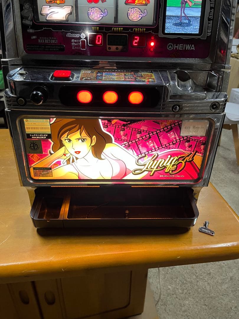 パチスロ実機 ルパン三世 the 3rd 銭形 不二子 不要機 鍵付き