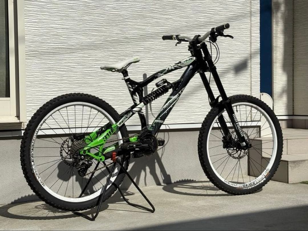 LAPIERRE FROGGY 318 ダウンヒルMTB Marzocchiサス