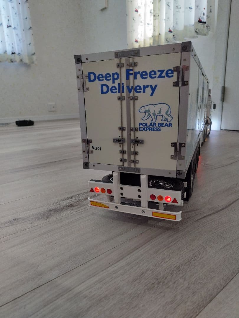 トレーラーヘッド　スカニア　R620 　6×4　ハイライン