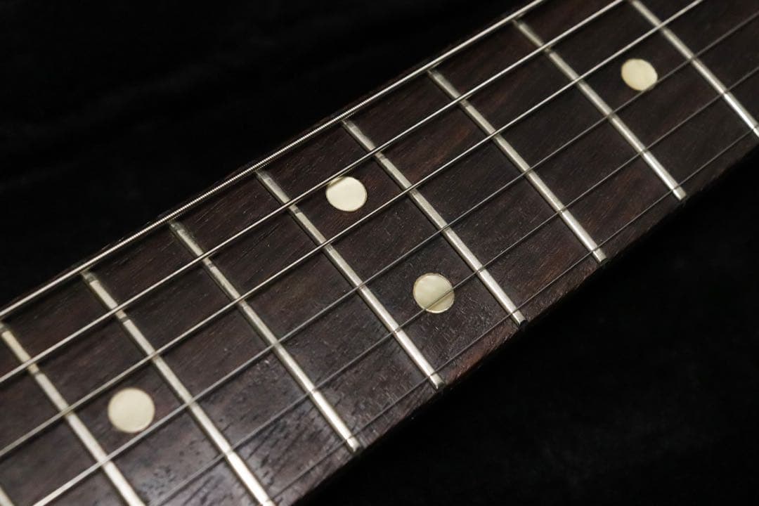 Fender 1977〜78 Mustang Antigua アンティグア