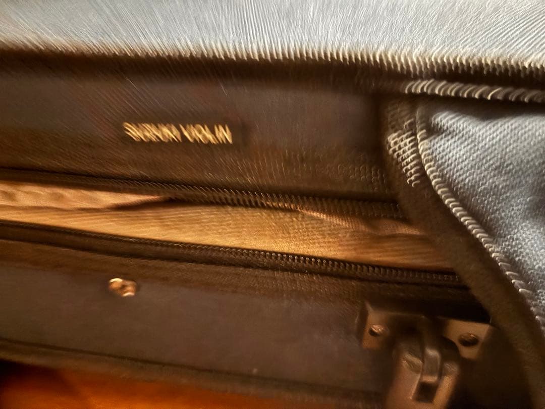 Suzukiバイオリン1/4 (230)本体 / 弓/ケース付き2016 年製造