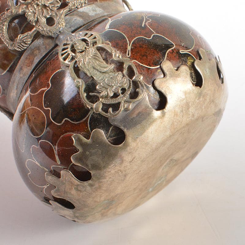 中国　紋銀　龍観音像装飾　銀象嵌　七宝鼻煙壷　一對　V　R6401