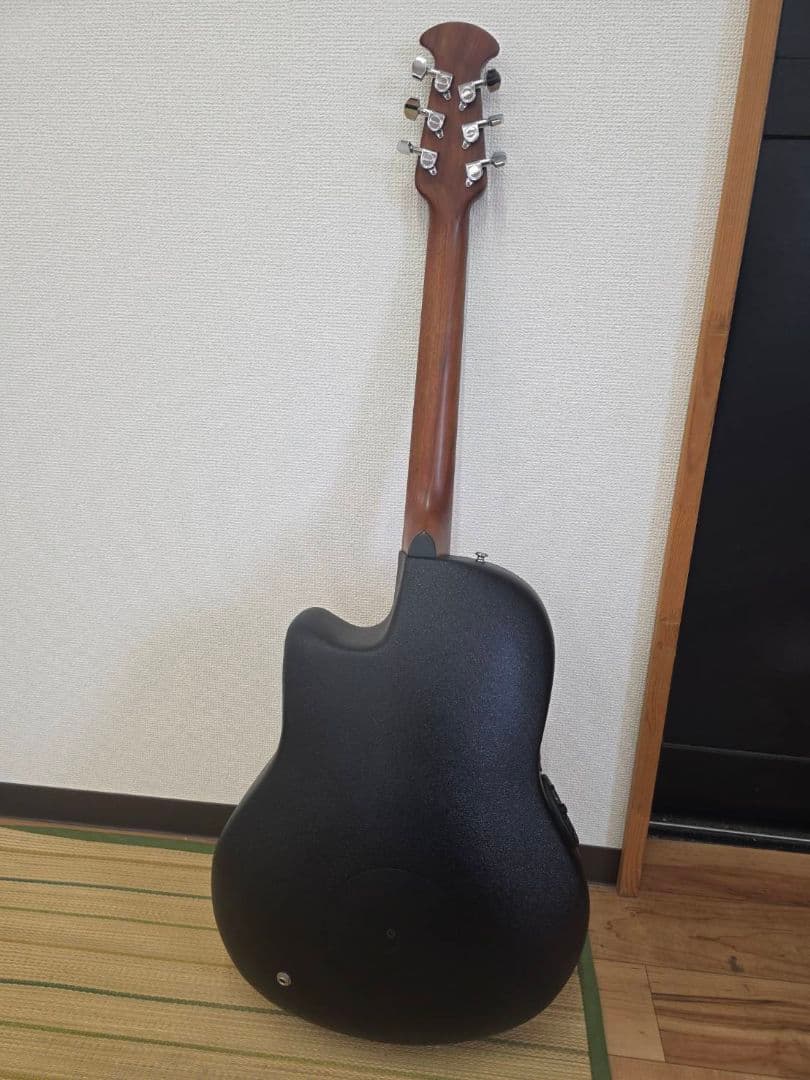Ovation Celebrity アコースティックギター　CE44