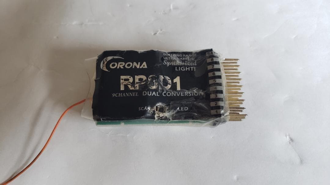 フタバ FF9 送受信機 72MHZ51番 受信機4個 その他小物 中古良品