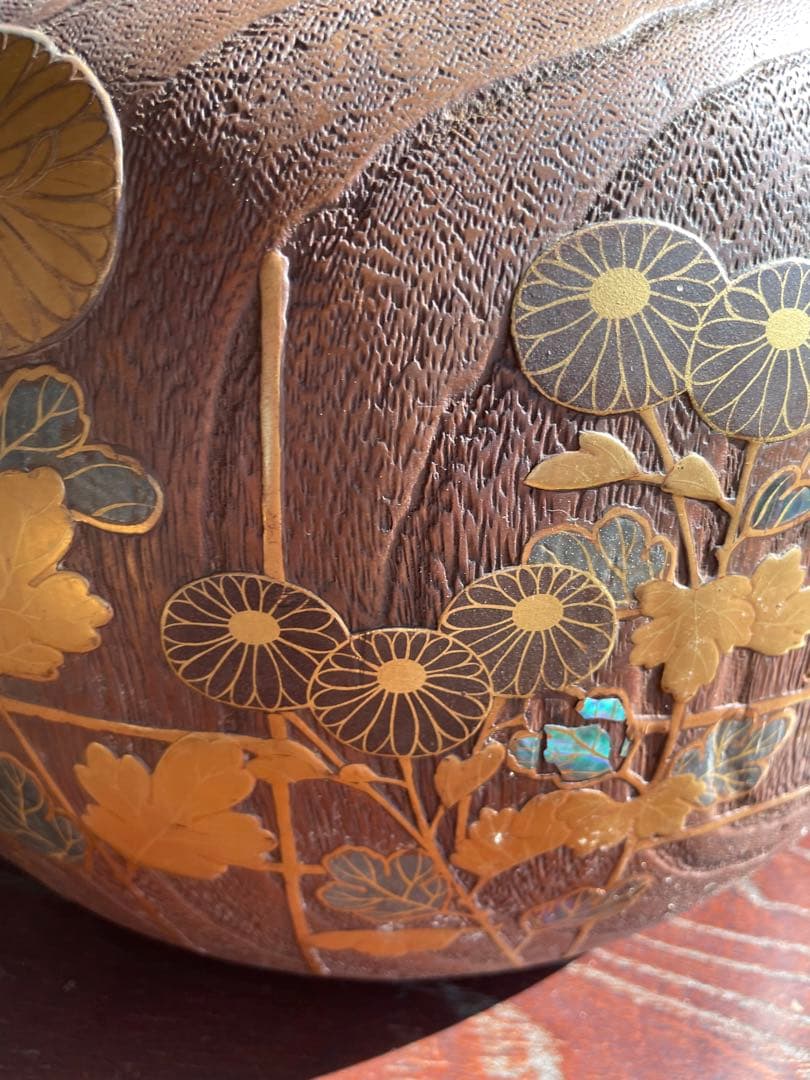 希少　木製火鉢 金箔装飾 花柄デザイン　１００年前　骨董品