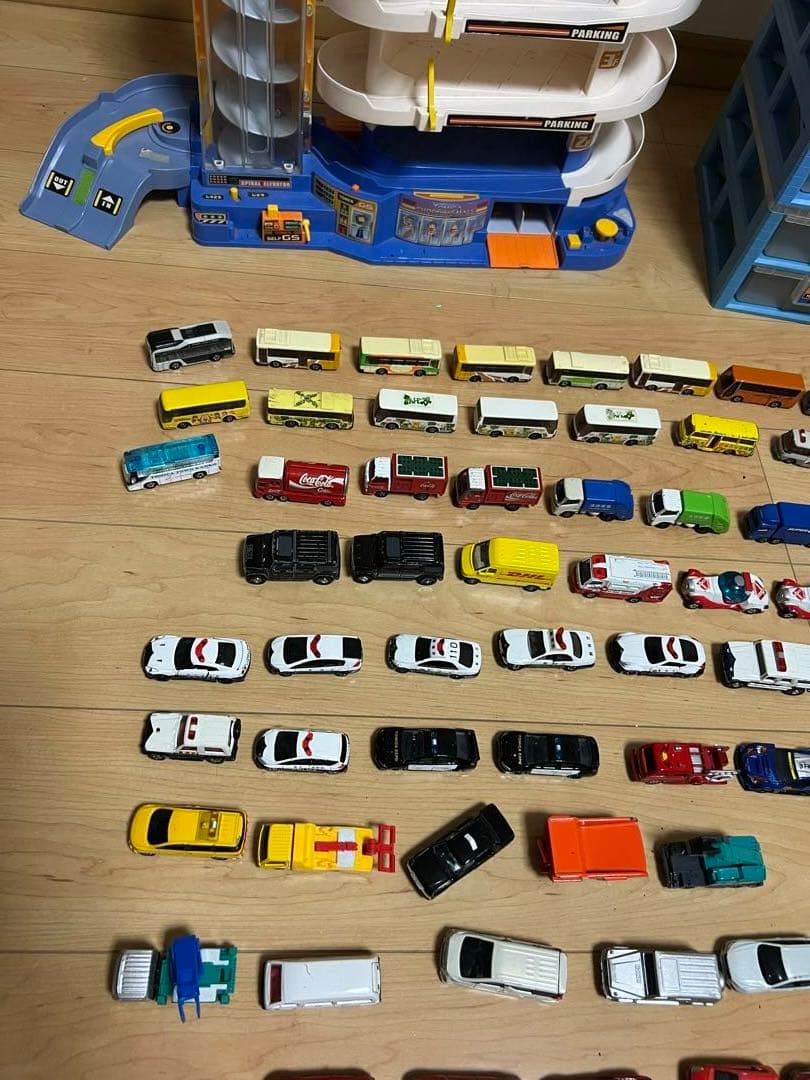 ミニカー、ミニカー収納ボックスのセット