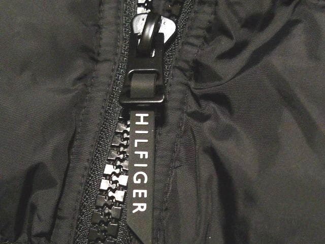 【大きい】XL-XXL日本サイズ位トミーヒルフィガーUS限定ダウンジャケット同機