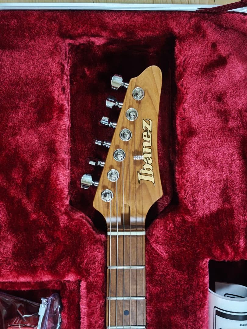 【美品】Ibanez az2402 エレキギター ホワイト （鬼武者）