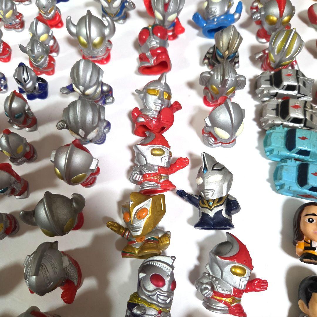 d*3様 ウルトラマン 　 怪獣フェギュア　ソフビ　指人形　大小309体　まとめ