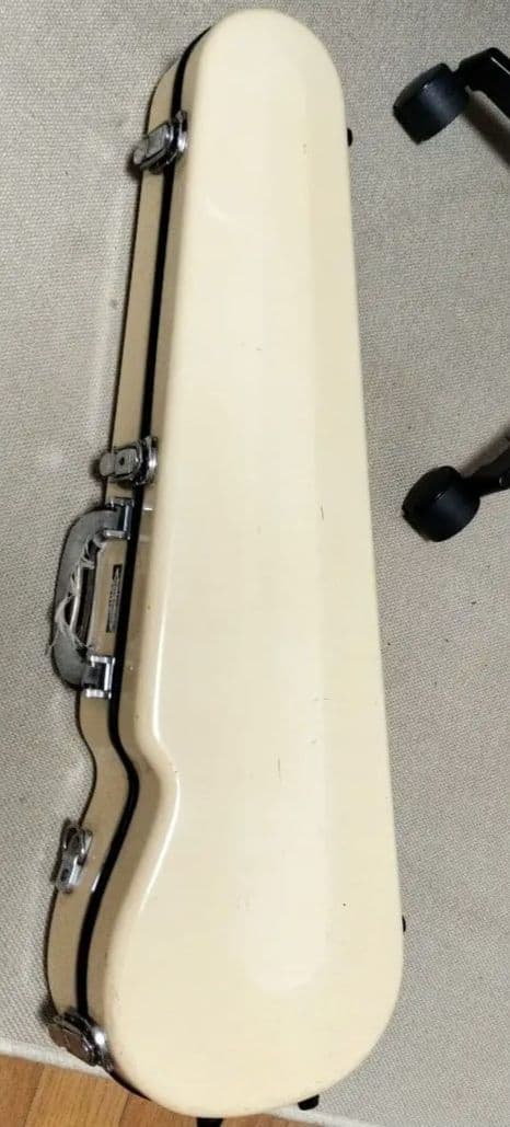 イーストマン バイオリンケース★KUN肩当なし★ Andreas Eastman