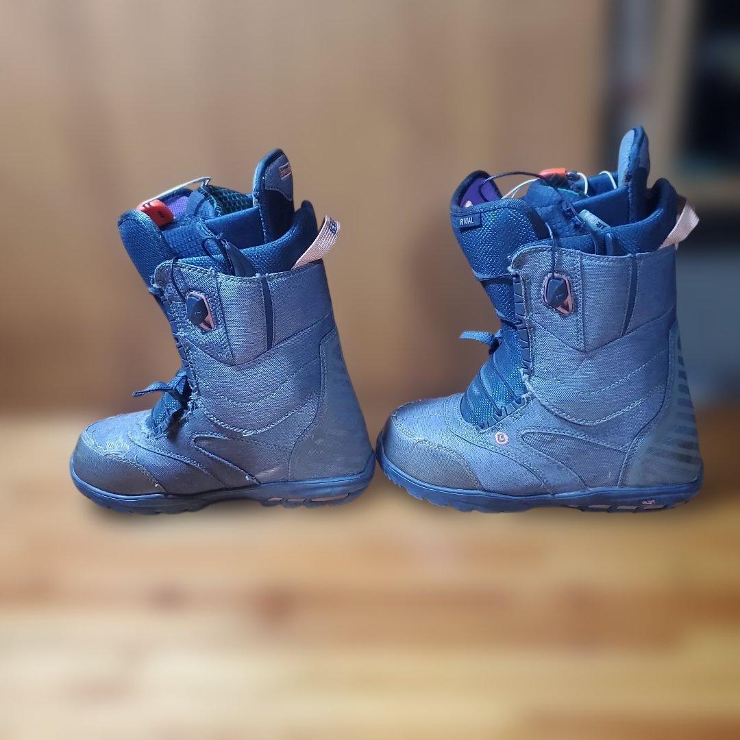 BURTON スノーボードブーツ！ 26097