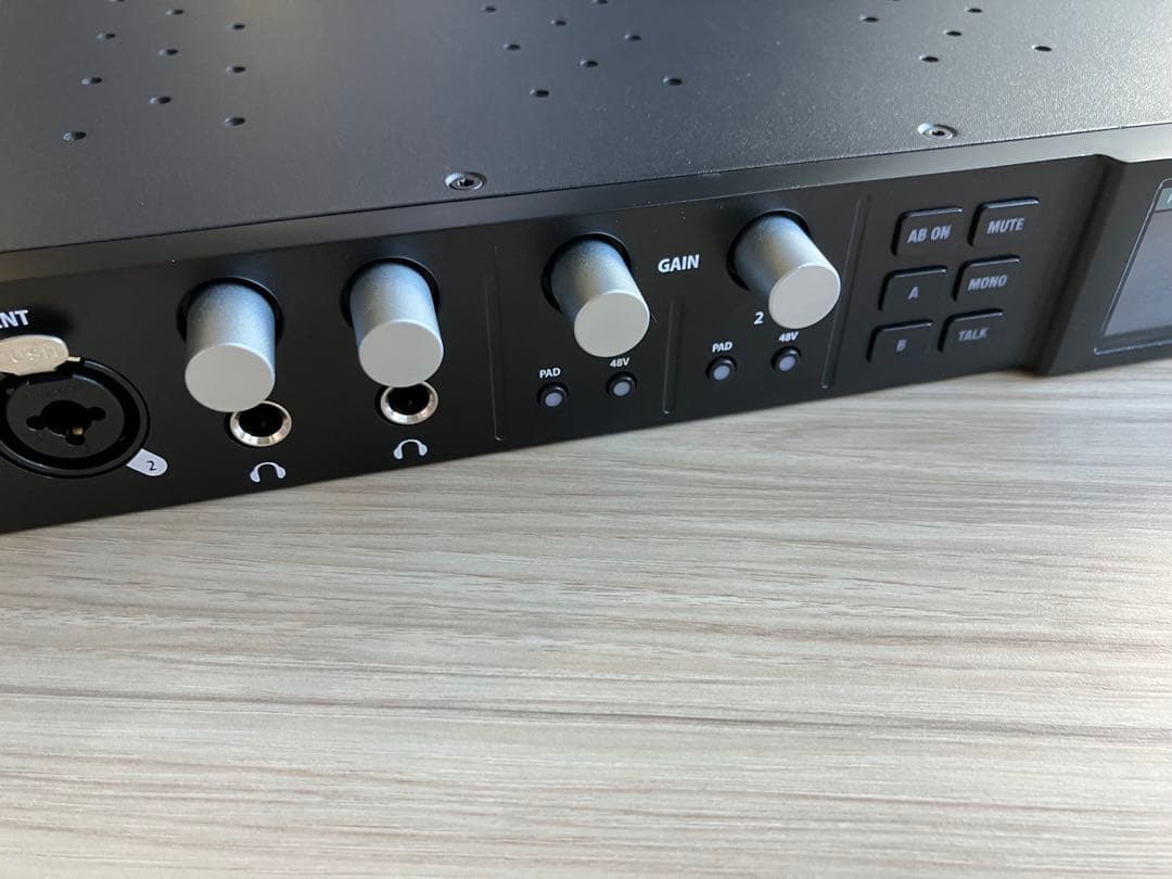 【国内正規品・美品】新型MOTU828オーディオインターフェイス
