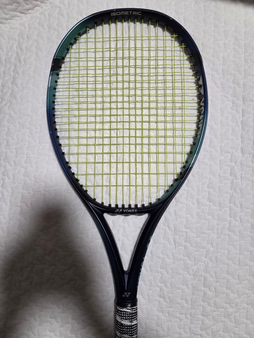 ヨネックス　イーゾーン100L G2