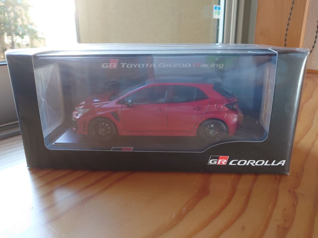 【SALE】トヨタ　GRカローラ　エモーショナルレッドⅡ　カラーサンプル