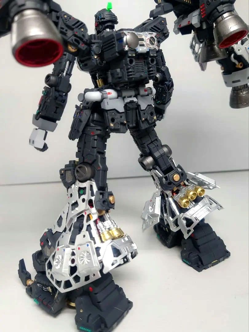 海外製 SOLMON 1/100 MGEX級 GP02A 塗装済