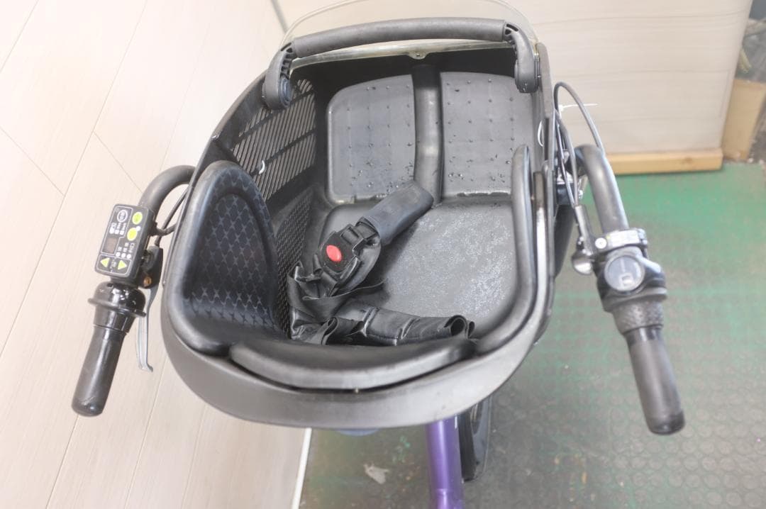 良品　新基準　ヤマハPAS　KISS20インチ 3段変速 8.7Ah 充電器あり