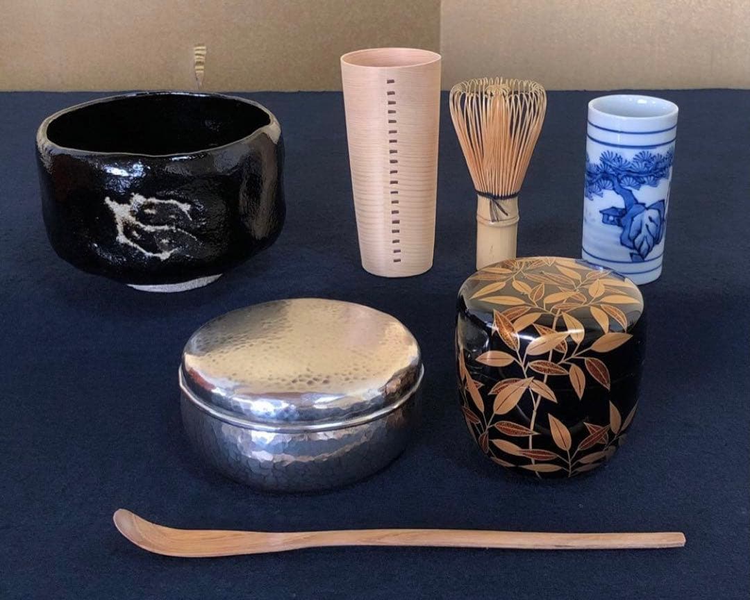 《R》茶道具 根来 茶箱 お茶道具 仕覆付 木製漆器　250827G3