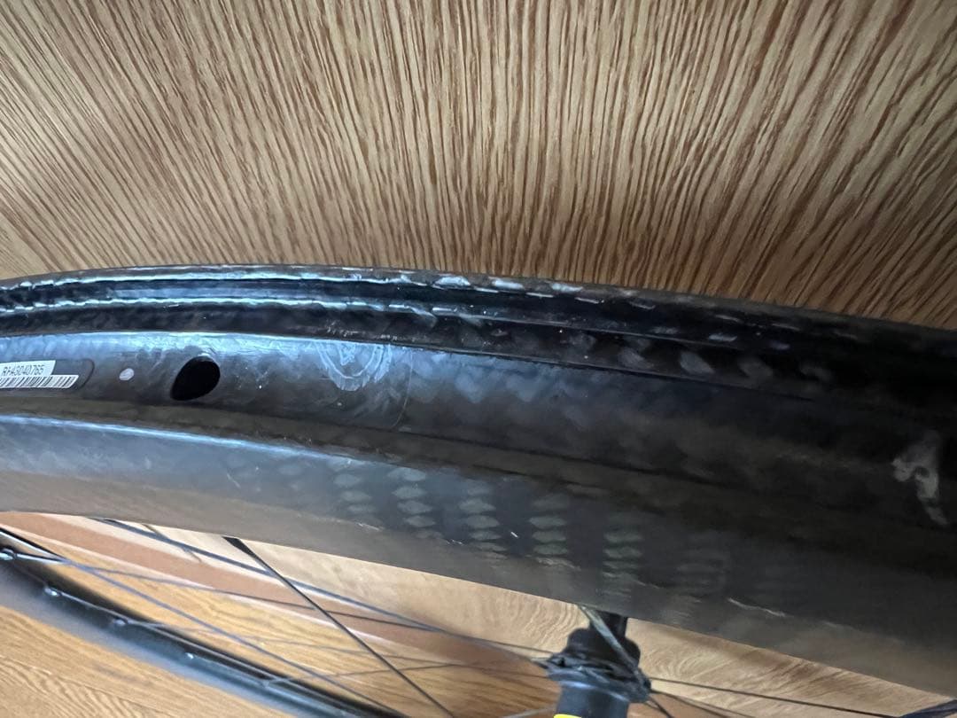 R*o様 MAVIC cosmic carbon SLR45 disc