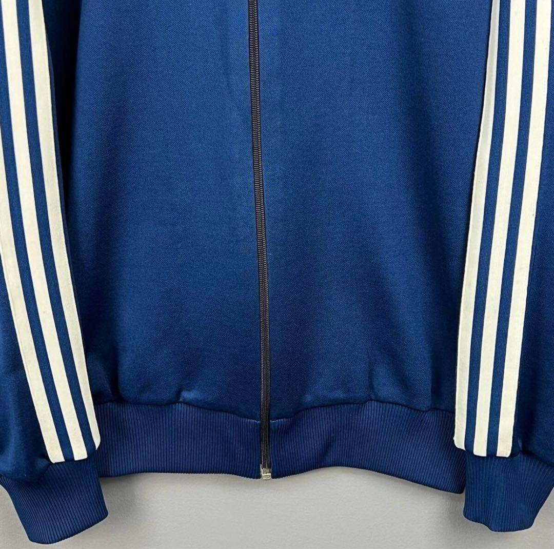 アディダス デサント トラックジャケット